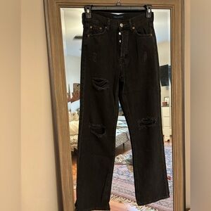 90’s baggy black ripped jeans